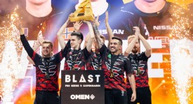 电子竞技冠军赛：EDG惜败XLG，电竞精神闪耀赛场